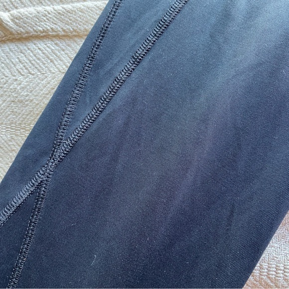 High panel maternity workout pants - Picture 3 of 3